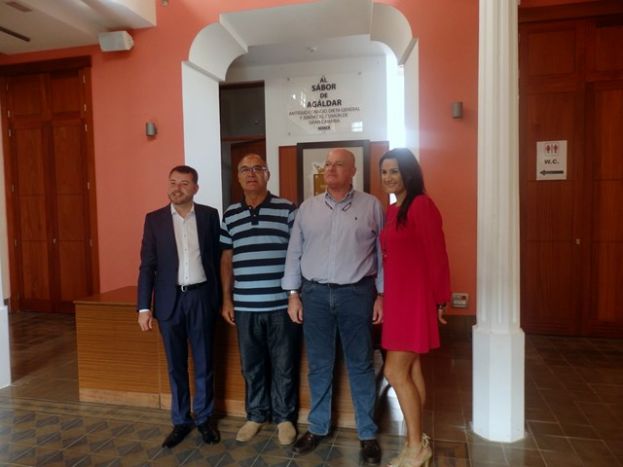 Gáldar: Convenio para el apoyo municipal a la natación de competición