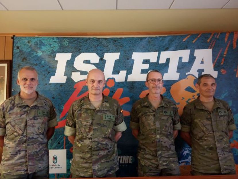 Presentaci&oacute;n de "Isleta Bike 2019", en el Regimiento de Artiller&iacute;a Antia&eacute;rea