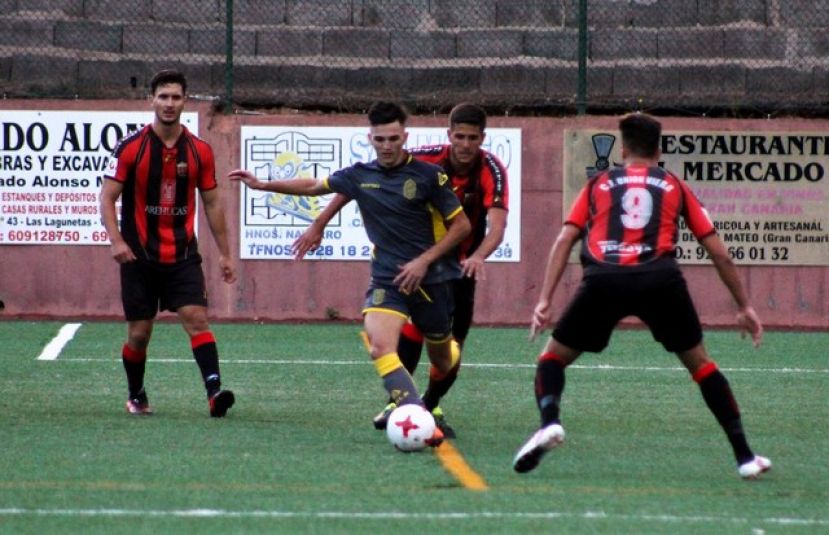 F&uacute;tbol 3&ordf; Divisi&oacute;n: Prueba de fuego del Uni&oacute;n Viera ante Las Palmas C