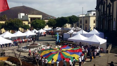Las calles del casco de Gu&iacute;a se inundaron de arte, cultura y creatividad