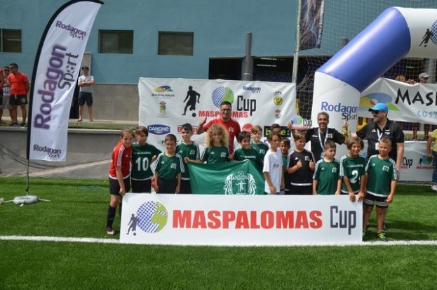 La entrega de trofeos, brillante colof&oacute;n de la IV Maspalomas Cup