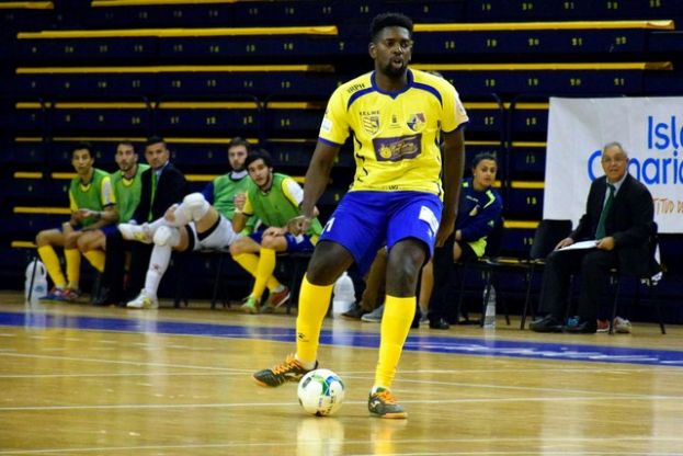 F&uacute;tbol Sala: &Aacute;ngel Bingyoba rumbo al Ja&eacute;n Paraiso Interior