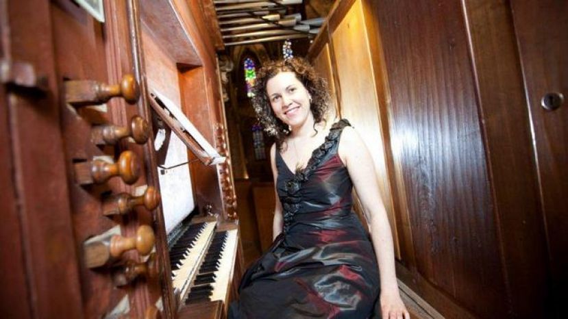 Ana Aguado protagoniza un concierto en el órgano de la Iglesia de Santo Domingo de Guzmán