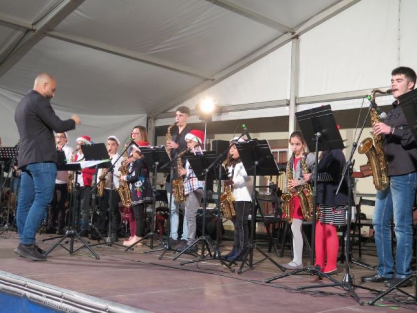Las Escuelas Artísticas Municipales Ciudad de Guía se suman a las fiestas de Navidad