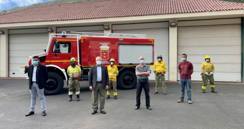 La Gomera: El Cabildo incorpora un nuevo vehículo autobomba contra incendios