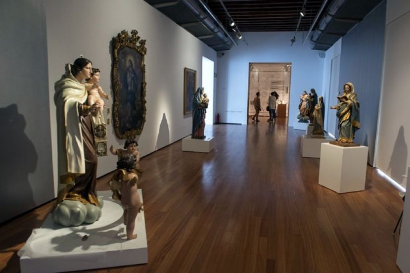 Valleseco: Visita a la exposición El hombre y la obra 200 años después de Luján Pérez