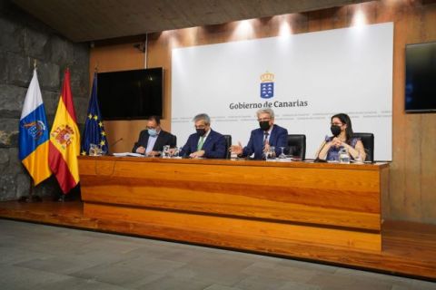 Aprobado el acceso con certificado sanitario a los interiores de restauraci&oacute;n en nivel 4