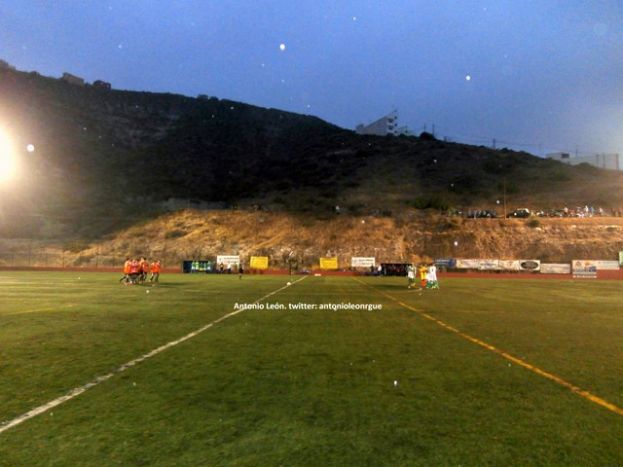 (2-1) El Pedro Hidalgo gana en casa y deja abierta la eliminatoria ante el Vecinklubf