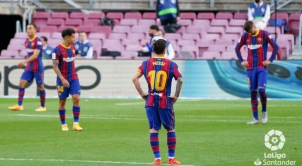 El Bar&ccedil;a propone a los principales jugadores diferir el 40% del contrato