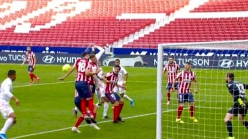 Las manos en el área centran el primer curso presencial de los árbitros en Viena