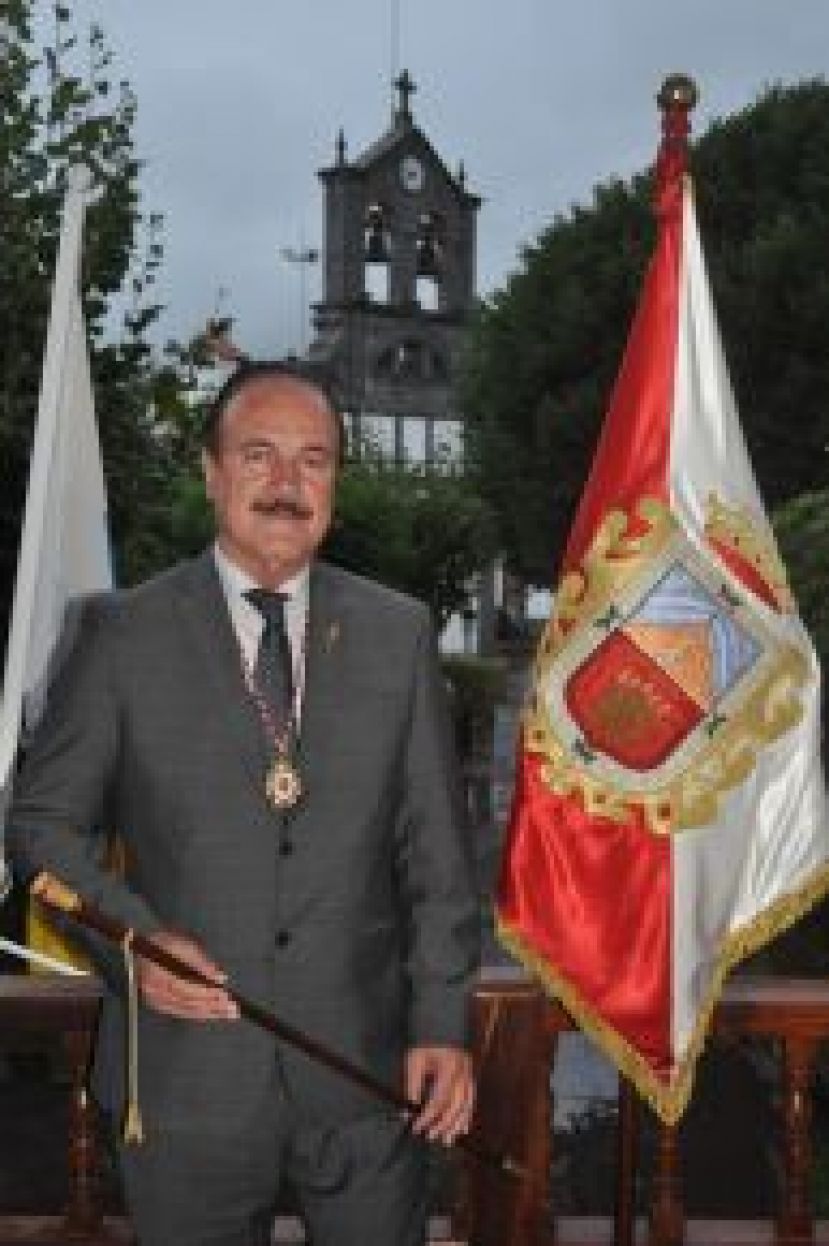 Firgas: Felicitación de Navidad del Alcalde D. Manuel del Rosario Báez Guerra