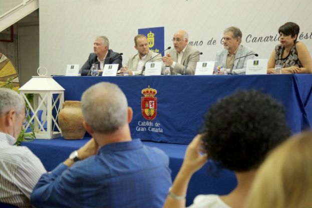 Se recupera los actos del Día de Canarias con Los Gofiones y Nom Trubada