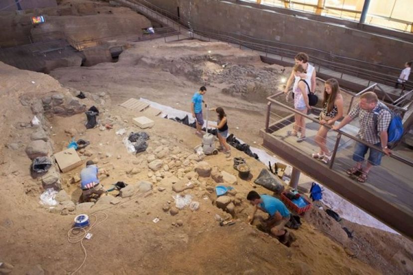 Una quincena de alumnos participan en el III Campus de Arqueolog&iacute;a Cueva Pintada