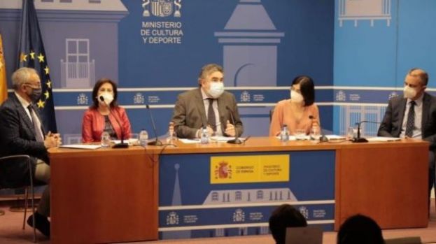 La vacunaci&oacute;n de la Selecci&oacute;n destapa un esc&aacute;ndalo mayor