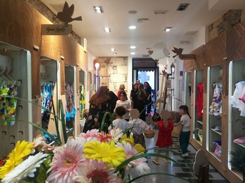 Tres firmas de Moda C&aacute;lida se unen para abrir La Casita M&aacute;gica, la primera tienda de ropa infantil con dise&ntilde;adores del programa