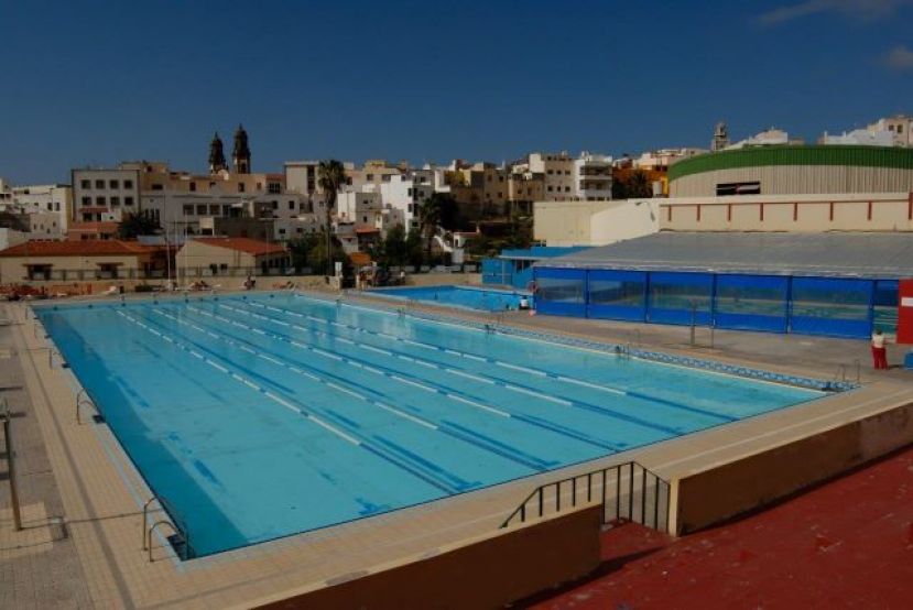 Guía: XXXIX Aniversario del Trofeo de Natación de La Virgen con 200 nadadores