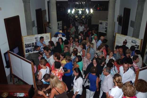 Guía: Exposición "Jesús Arencibia y El Pino: Tradición y fervor" en la Casa de la Cultura