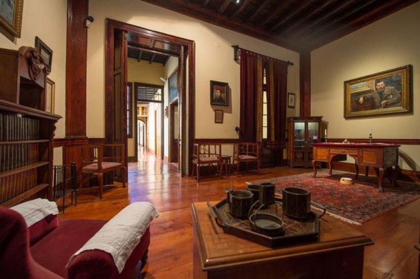 El club de lectura galdosiano analiza &lsquo;Los ayacuchos&rsquo;, novela cuyo manuscrito adquiri&oacute; recientemente el Cabildo de Gran Canaria