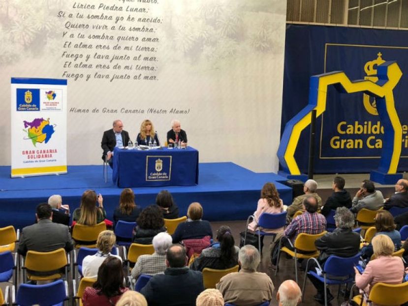 El calvario de violaciones y encierros de las mujeres tras el abandono de Espa&ntilde;a del Sahara reviven en el libro &lsquo;Duele decir adi&oacute;s&rsquo;